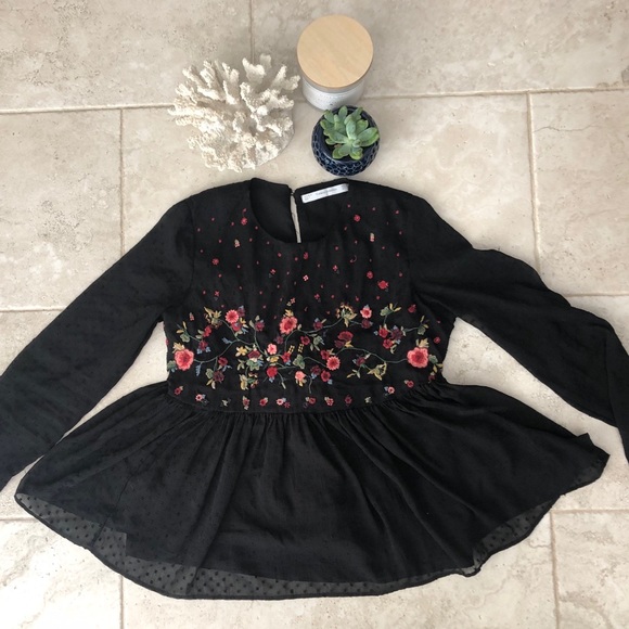 Zara Tops - Zara Black Flowy Embroidered Flower Top